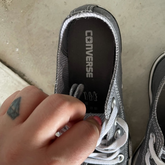 Converse - Picture 4 of 4